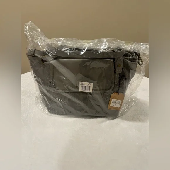 Frye and Co Remy Satchel - cross body option - BRAND NEW - Picture 6 of 8